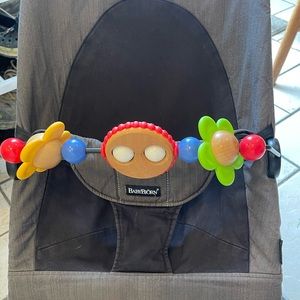 Babybjorn bouncer toy bar